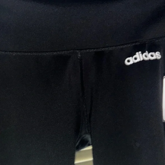 - Climate controlled adidas size small ladies leggings / yoga pants… - Picture 5 of 16